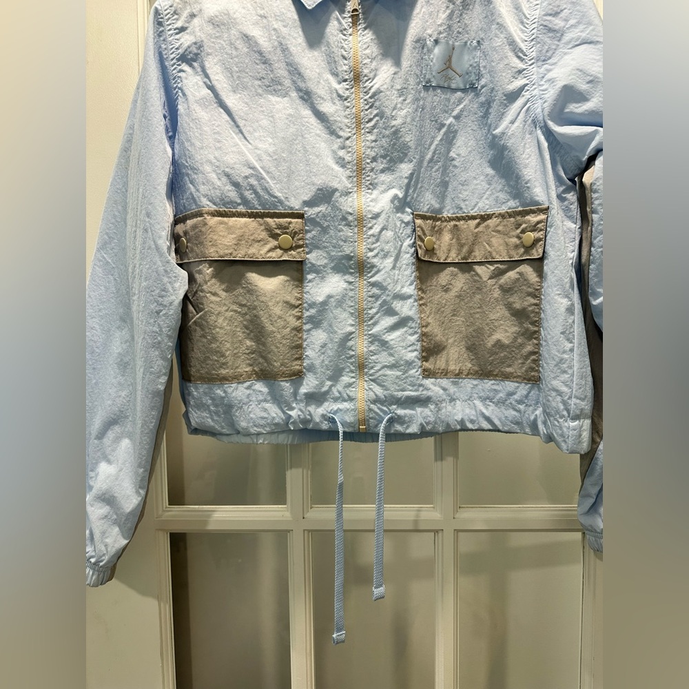 Nike Jordans Women’s Flight Woven Essentials Utility Active Jacket - Size Small - Picture 5 of 9